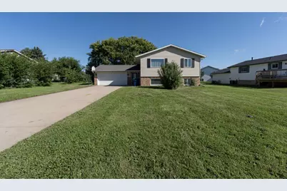 131 Circle Drive, Saint Charles, MN 55972 - Photo 1