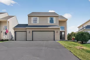 8471 Savanna Oaks Ln, Woodbury, MN 55125 - Photo 1