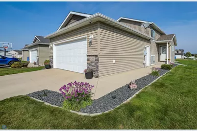 6288 35th Street S, Fargo, ND 58104 - Photo 1