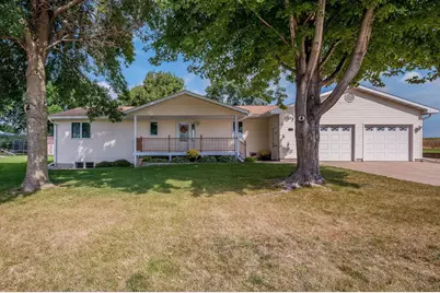 1315 Adams Avenue, Fairmont, MN 56031 - Photo 1