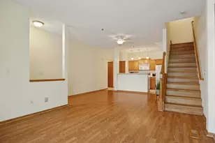 8439 Cortland Rd, Eden Prairie, MN 55344 - Photo 9