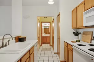 8439 Cortland Rd, Eden Prairie, MN 55344 - Photo 17