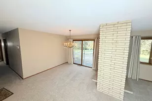 4835 Yorktown Ln N, Plymouth, MN 55442 - Photo 23