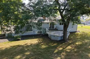 4835 Yorktown Ln N, Plymouth, MN 55442 - Photo 7