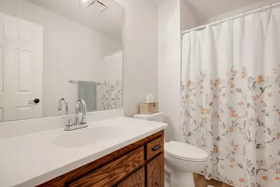 1827 County Rd. E E #18, White Bear Lake, MN 55110 - Photo 11