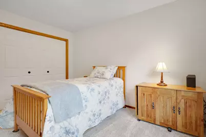 1827 County Rd. E E #18, White Bear Lake, MN 55110 - Photo 15