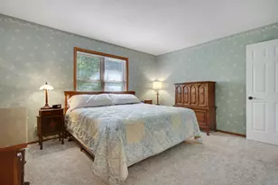 1827 County Rd E E, White Bear Lake, MN 55110 - Photo 13