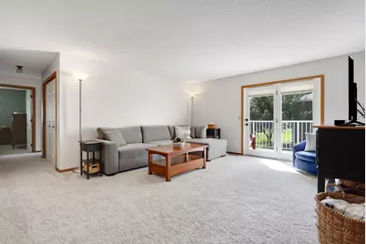 1827 County Rd. E E #18, White Bear Lake, MN 55110 - Photo 5