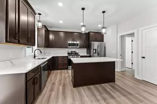 578 Sienna Dr, Watertown, MN 55388 - Photo 9