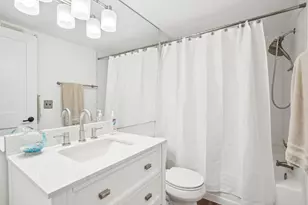 7621 Edinborough Way, Edina, MN 55435 - Photo 17