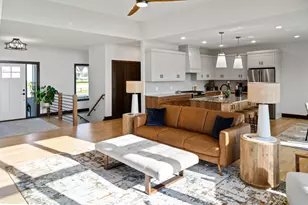 411X Wells Lake Ct Dr, Faribault, MN 55021 - Photo 9