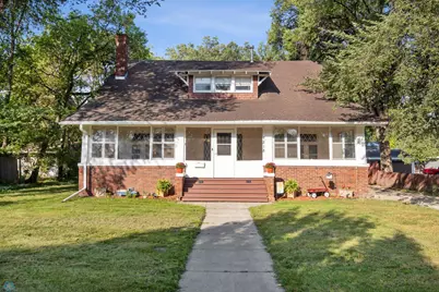 1218 Broadway N, Fargo, ND 58102 - Photo 1