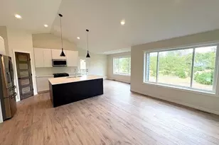 1832 37 Ave SE, Rochester, MN 55904 - Photo 5