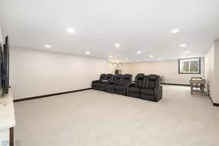 6023 Wildflower Dr S, Fargo, ND 58104 - Photo 45