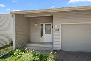 955 Monterey Ct N, Shoreview, MN 55126 - Photo 1