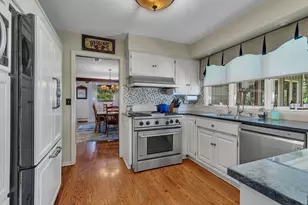 2021 Hillcrest Dr, Saint Cloud, MN 56303 - Photo 11