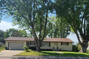 25 4th Ave NW, Elgin, MN 55932 - Photo 1