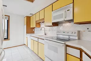 2950 Dean Pkwy, Minneapolis, MN 55416 - Photo 11