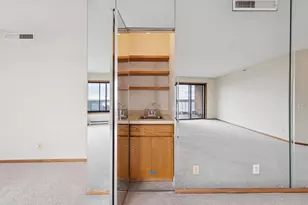 2950 Dean Pkwy, Minneapolis, MN 55416 - Photo 9