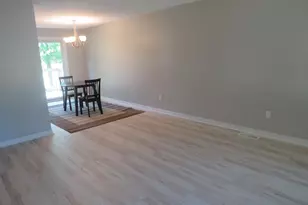 410 S 19th St, Benson, MN 56215 - Photo 13