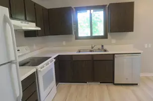 410 S 19th St, Benson, MN 56215 - Photo 5