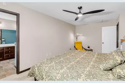 2560 County Road H2 W, Mounds View, MN 55112 - Photo 25