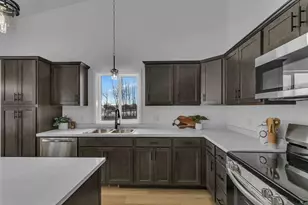 31142 Terra Vis Ln, Rockville, MN 56369 - Photo 5