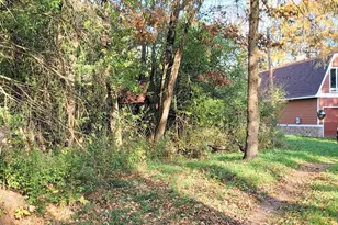 935 Lakewood Hills Rd, Eagan, MN 55123 - Photo 95