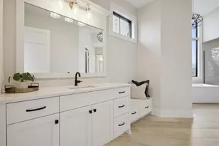 935 Lakewood Hills Rd, Eagan, MN 55123 - Photo 39