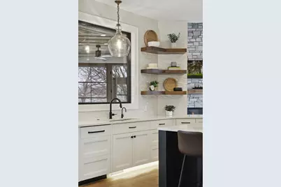 935 Lakewood Hills Road, Eagan, MN 55123 - Photo 21