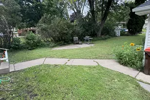 571 County Rd B E, Maplewood, MN 55117 - Photo 11