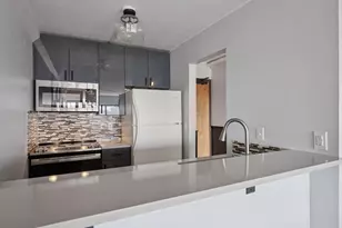 1920 S 1st St, Minneapolis, MN 55454 - Photo 11