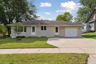 425 Elm St W, Norwood Young America, MN 55368 - Photo 1