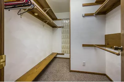 1910 Knollwood Drive, Fairmont, MN 56031 - Photo 19