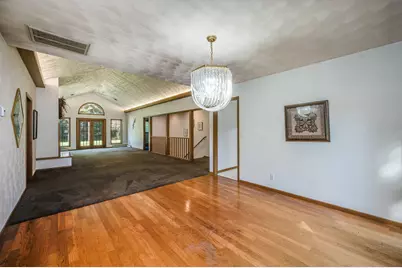 1910 Knollwood Drive, Fairmont, MN 56031 - Photo 7