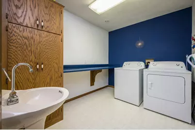 1910 Knollwood Drive, Fairmont, MN 56031 - Photo 25