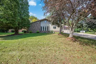 1910 Knollwood Dr, Fairmont, MN 56031 - Photo 39