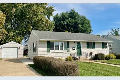 1809 4th Avenue SE, Austin, MN 55912 - Photo 1