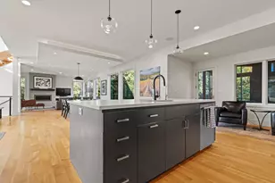 394 Deer Valley Dr, Troy Township, WI 54016 - Photo 37