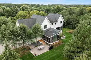 394 Deer Valley Dr, Troy Township, WI 54016 - Photo 69