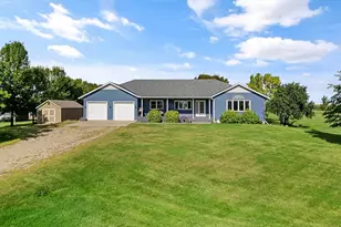 11655 Sunset Cir, Hutchinson, MN 55350 - Photo 1