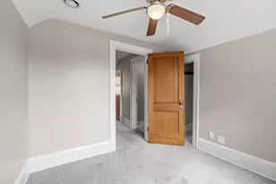 388 Snelling Ave S, Saint Paul, MN 55105 - Photo 23