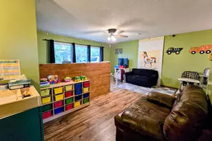 418 E Hamilton Ave, Baudette, MN 56623 - Photo 5