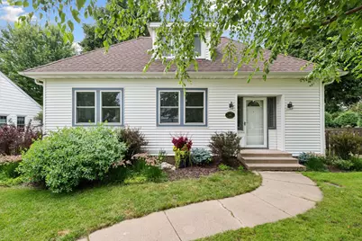 324 8th Avenue N, Hopkins, MN 55343 - Photo 5