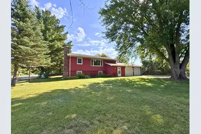 129 King Street N, Backus, MN 56435 - Photo 1