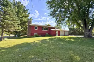 129 King Street N, Backus, MN 56435 - Photo 1