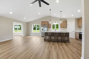 383 Old Glory Dr NE, Alexandria, MN 56308 - Photo 3