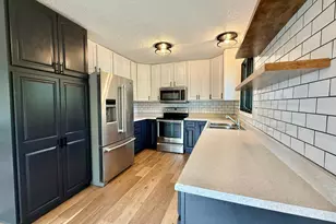 902 Oakmont Dr, Thief River Falls, MN 56701 - Photo 15