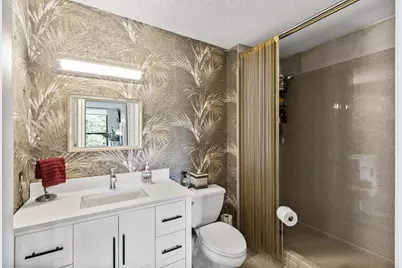 6615 Lake Shore Drive S #314, Richfield, MN 55423 - Photo 9