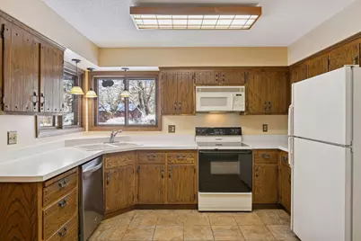 649 Randy Avenue, Shoreview, MN 55126 - Photo 11